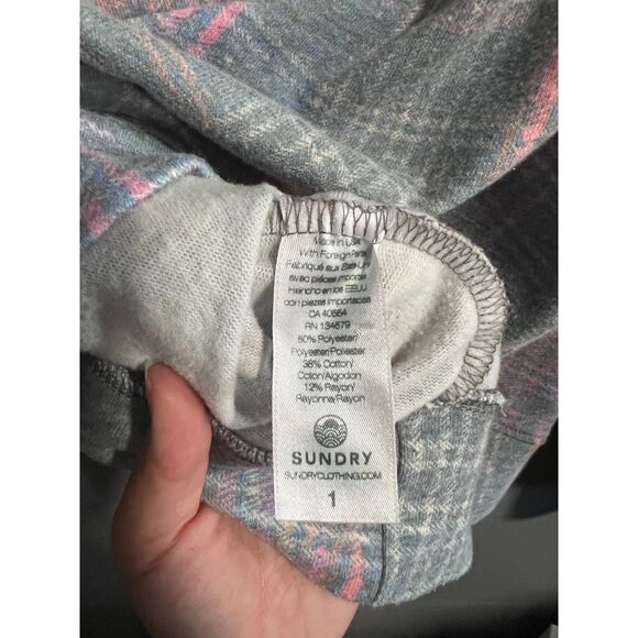 Sundry Women's Rainbow Plaid Pullover Sweatshirt Hoodie Size 1 (US Small) - Picture 4 of 4